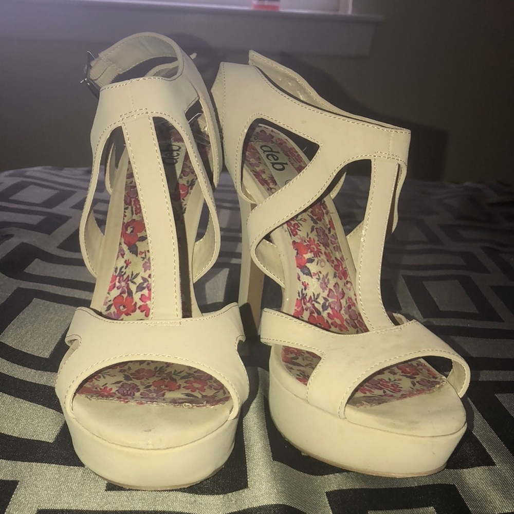Tan Heels